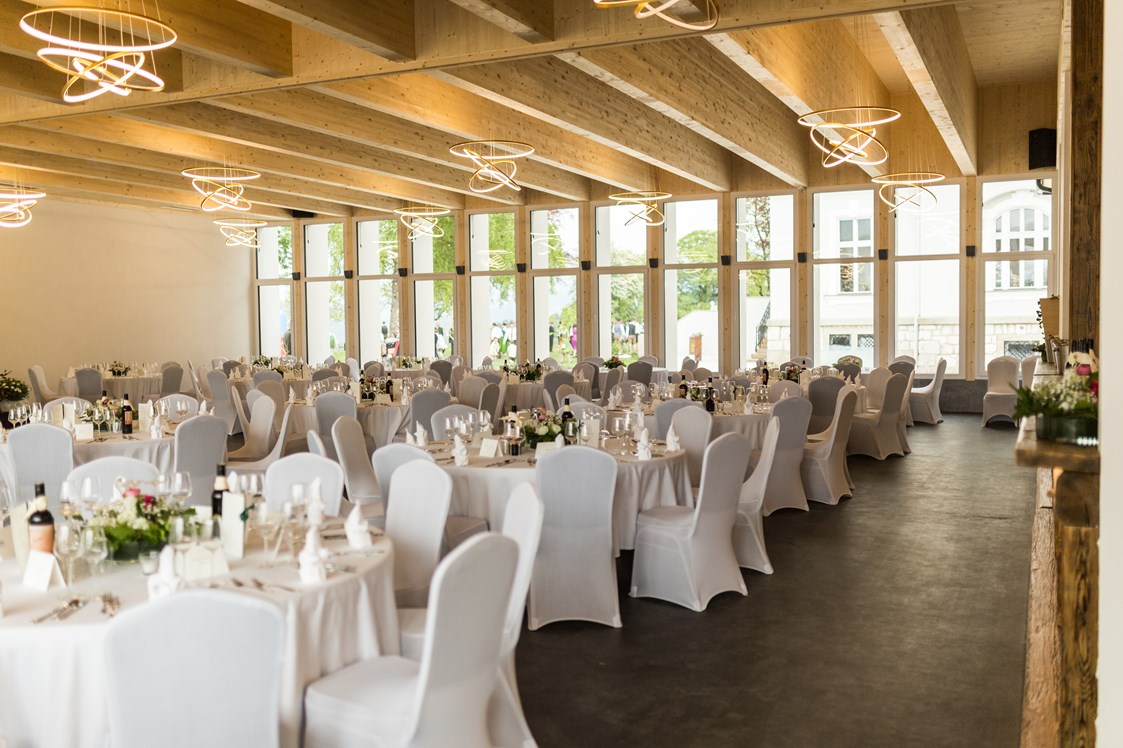 Hochzeitslocation: Festsaal - Bankettbestuhlung - Villa Bergzauber