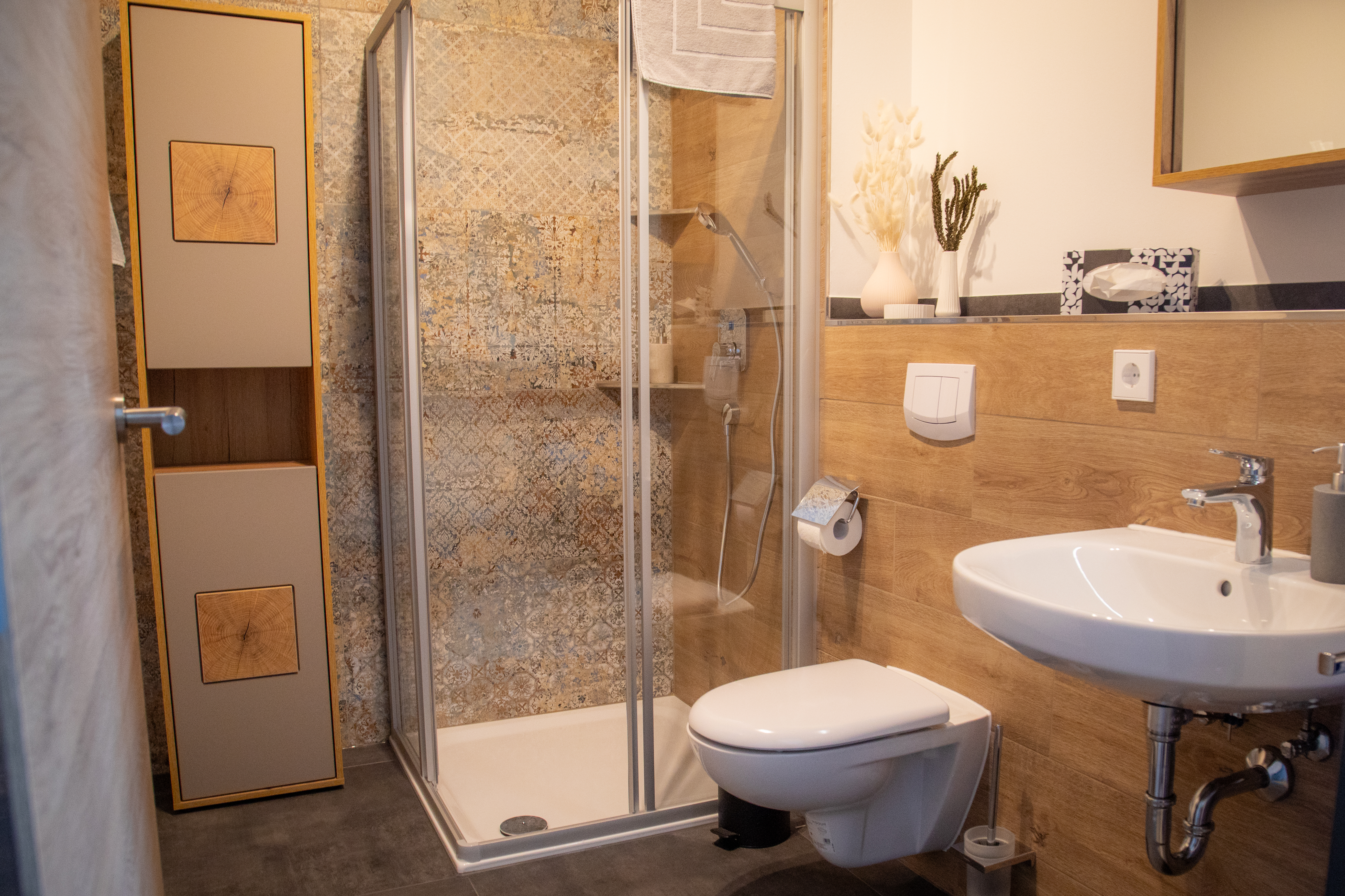 Hochzeitslocation: Badezimmer des Smartments des PLANET BLUE - PLANET BLUE