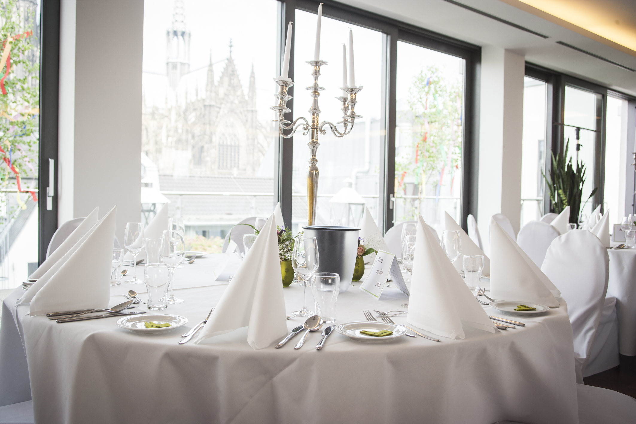 Destination-Wedding - Exklusivität - Köln - FrühLounge