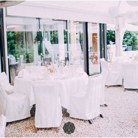 Hochzeitslocation: Die Tafel im freien -unter den Pagodenzelten! - Weingartenhotel Harkamp