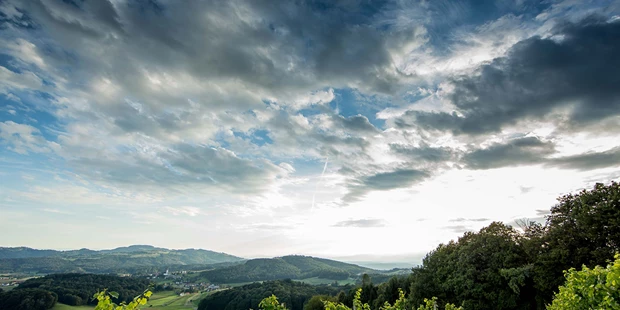 Destination-Wedding - Art der Location: Hotel / Chalet - Der Ausblick vom Harkamp in St. Nikolai - Weingartenhotel Harkamp