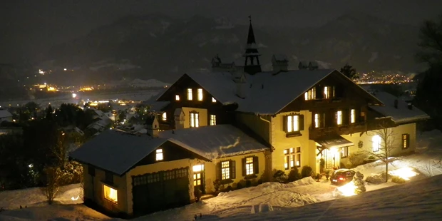 Destination-Wedding - Art der Location: Hotel / Chalet - Winternacht am "Falkenhof" - Jagdschloss Villa Falkenhof