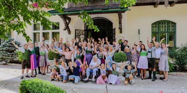 Destination-Wedding - Art der Location: Hotel / Chalet - Jagdschloss Villa Falkenhof