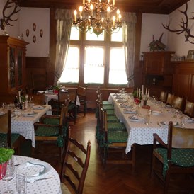 Hochzeitslocation: Jagdzimmer - Jagdschloss Villa Falkenhof