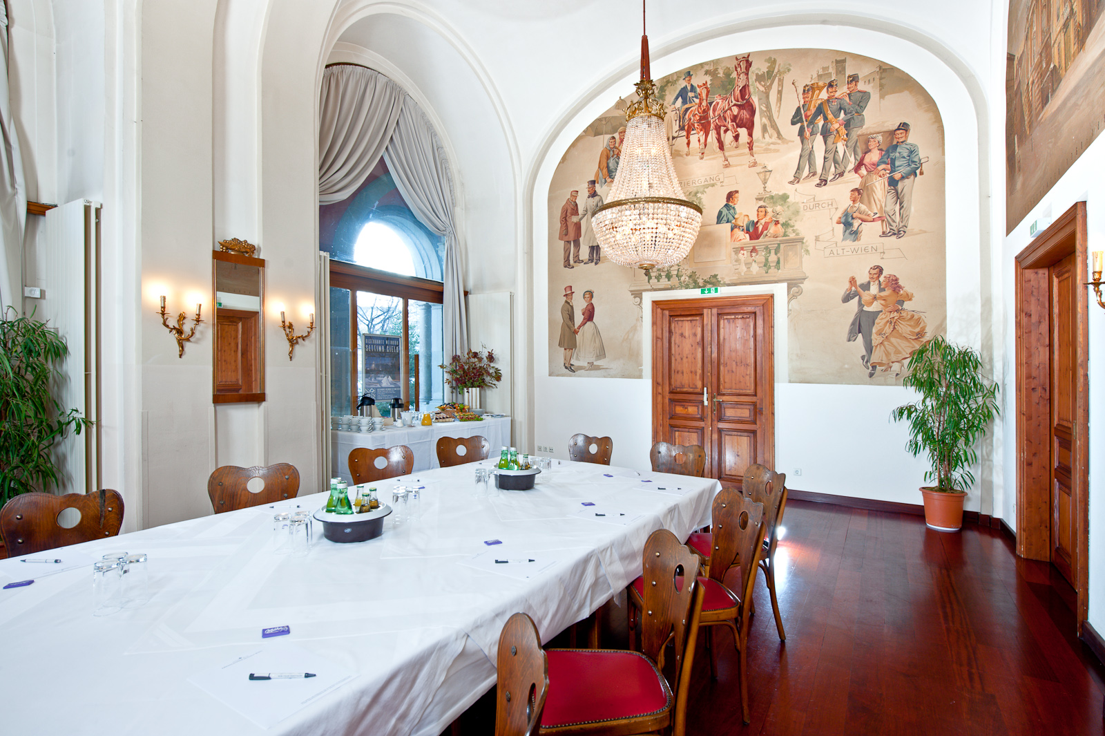 Destination-Wedding - Hunde erlaubt - Österreich - Salon Alt Wien - Hotel Regina