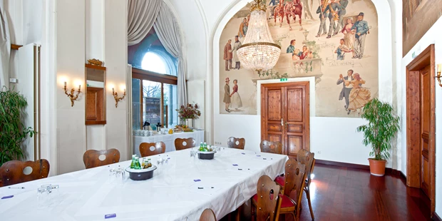 Destination-Wedding - Art der Location: Hotel / Chalet - Salon Alt Wien - Hotel Regina