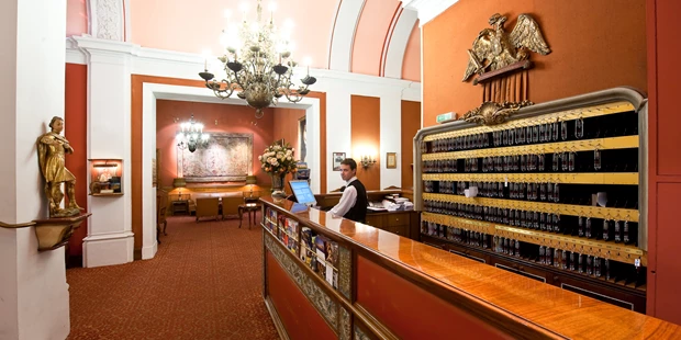 Destination-Wedding - Art der Location: Hotel / Chalet - Hotelhalle III - Hotel Regina