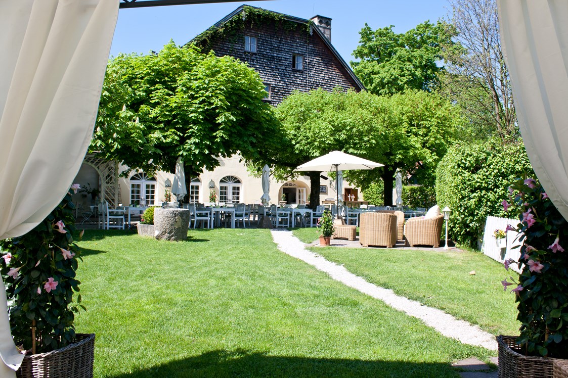 Hochzeitslocation: Gastgarten für freie Trauungen - ****Hotel Schlosswirt zu Anif