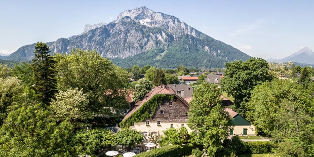 Destination-Wedding - Exklusivität - Salzburg - Außenansicht  - ****Hotel Schlosswirt zu Anif