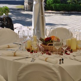 Hochzeitslocation: Hochzeitstafel - Schloss Hotel Lerchenhof