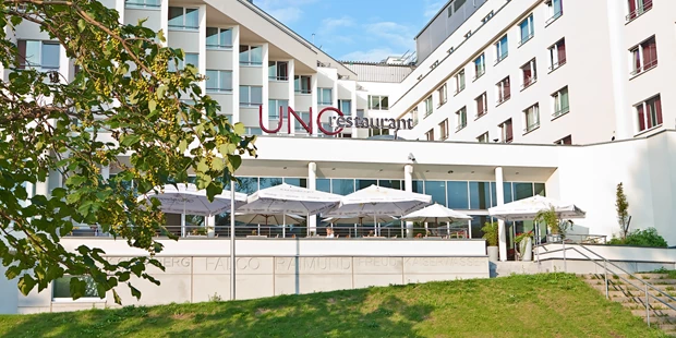 Destination-Wedding - Art der Location: Hotel / Chalet - Restaurant UNO im ARCOTEL Kaiserwasser Wien - ARCOTEL Kaiserwasser Wien