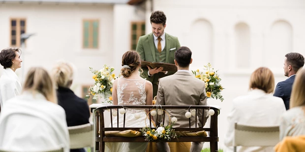 Destination-Wedding - Art der Location: Hotel / Chalet - Trauung im Freien - Refugium Hochstrass Hotel&Kloster