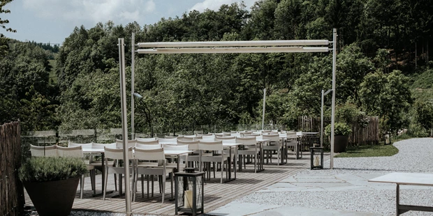 Destination-Wedding - Art der Location: Hotel / Chalet - Panoramaterrasse - Refugium Hochstrass Hotel&Kloster