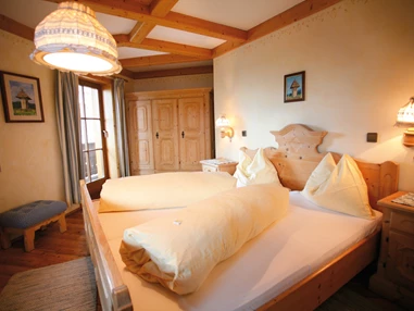 Hochzeitslocation: Schöne Zimmer und Suiten für Ihre Gäste - Gipfelhaus Magdalensberg