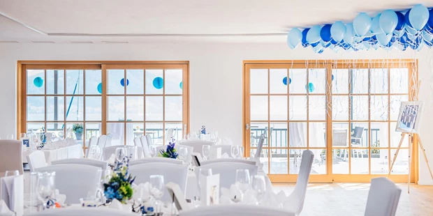 Destination-Wedding - Art der Location: Wiese / Feld / Wald / Strand - Unser Festsaal. - DAS ATTERSEE