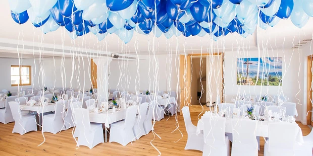 Destination-Wedding - Art der Location: Wiese / Feld / Wald / Strand - Unser Festsaal. - DAS ATTERSEE