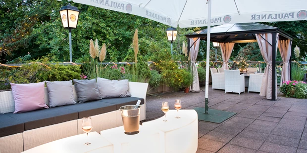 Destination-Wedding - Art der Location: Hotel / Chalet - Terrasse  - Hydepark Engstingen