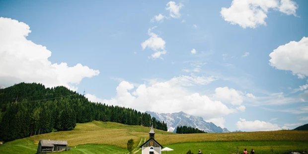 Destination-Wedding - Art der Location: Hotel / Chalet - Feiern Sie Ihre Hochzeit auf der Jufenalm in 5761 Maria Alm auf 1.150m Seehöhe.
Foto © martinhofmann.at - Die Jufenalm