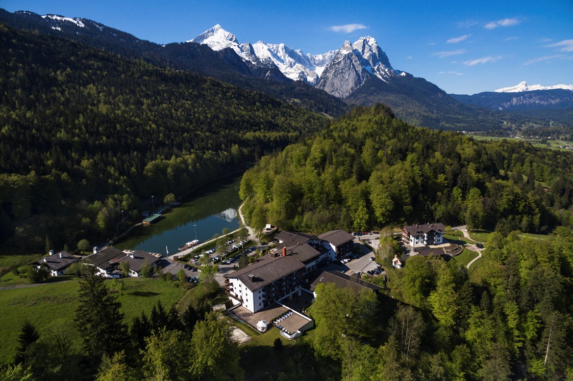 Hochzeitslocation: Beste Aussichten für Ihren schönsten Tag im Leben am Riessersee in Garmisch-Partenkirchen, Riessersee Hotel  - Riessersee Hotel  Garmisch-Partenkirchen