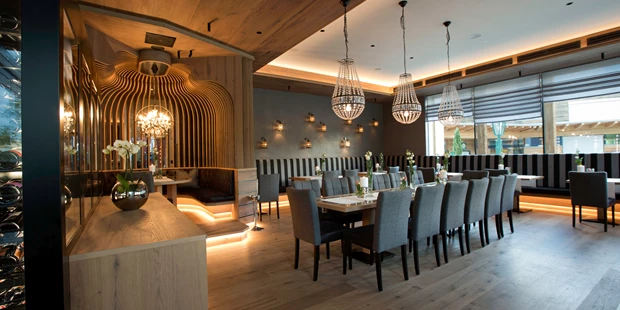 Destination-Wedding - Art der Location: Hotel / Chalet - Raum Greenside bis 50 Personen - Greenvieh Chalet