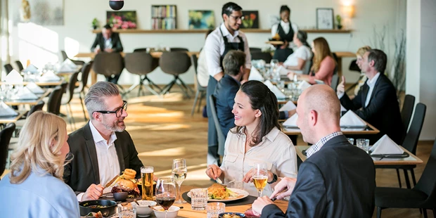 Destination-Wedding - Art der Location: Hotel / Chalet - Restaurant  - ARCOTEL Nike Linz
