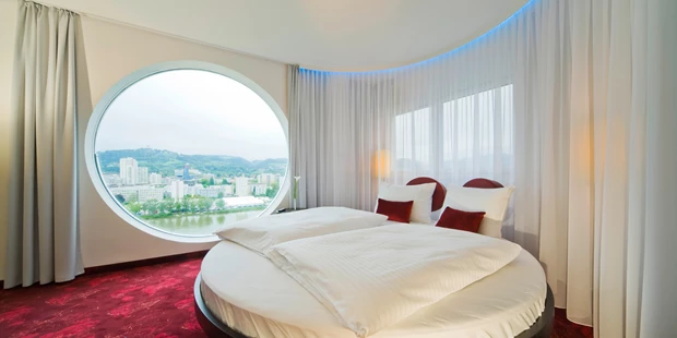Destination-Wedding - Art der Location: Hotel / Chalet - Hochzeitssuite - ARCOTEL Nike Linz