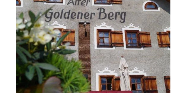 Destination-Wedding - Art der Location: Hotel / Chalet - Hochzeitslocation Alter Goldener Berg  - Hotel Goldener Berg & Alter Goldener Berg