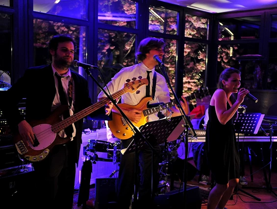 Hochzeitslocation: Live Band am Abend - ViCulinaris im Kolbergarten