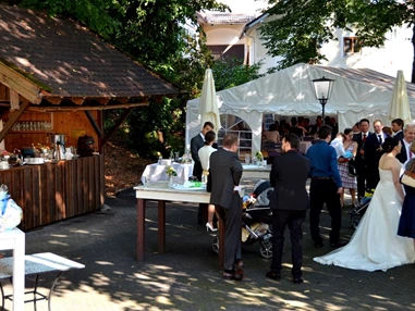 Hochzeitslocation: Empfang im Garten - ViCulinaris im Kolbergarten