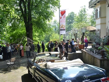 Hochzeitslocation: Aperitif im Garten - ViCulinaris im Kolbergarten