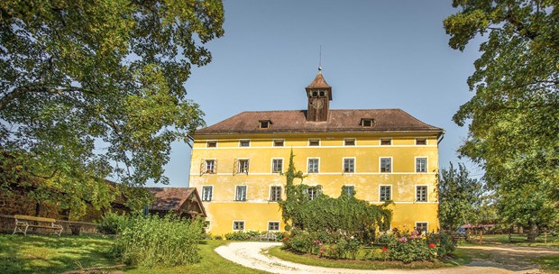 Destination-Wedding - Art der Location: Villa / privates Anwesen - SO Ansicht Gut Schloss Lichtengraben - Gut Schloss Lichtengraben  - romantisches Schloss exklusive mieten