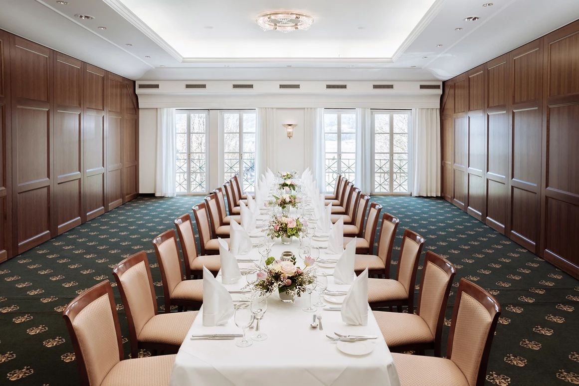 Hochzeitslocation: Festsaal mit Tafel.
Foto © Richard Schabetsberger  - Schloss Pichlarn