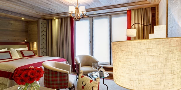 Destination-Wedding - Art der Location: Hotel / Chalet - Astoria Doppelzimmer Karwendel Deluxe Schlaf- und Wohnbereich - Astoria Resort***** in Seefeld
