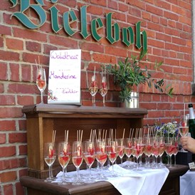 Hochzeitslocation: Sektempfang - Bergwirtschaft Bieleboh Restaurant & Hotel