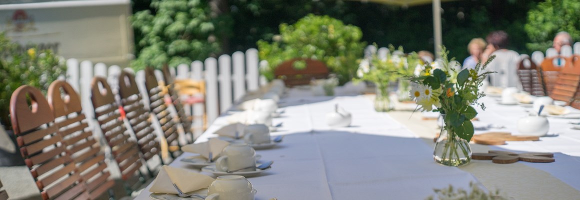 Hochzeitslocation: Festliche Tafel - Bergwirtschaft Bieleboh Restaurant & Hotel