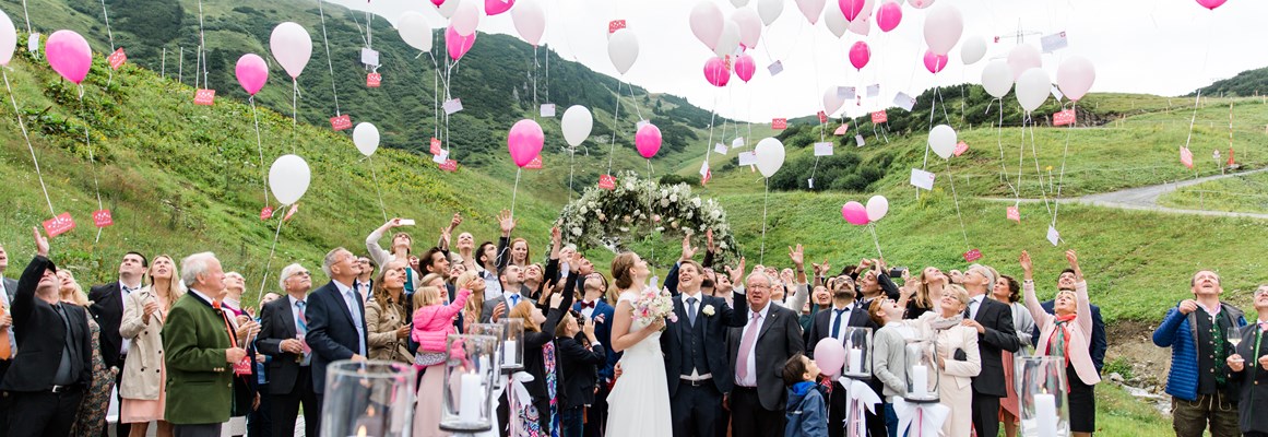 Hochzeitslocation: Sommerhochzeit auf der Hospiz Alm im arlberg1800 RESORT - arlberg1800 RESORT