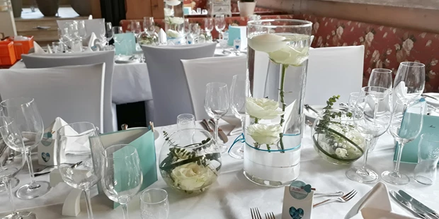 Destination-Wedding - Art der Location: Hotel / Chalet - Tischdeko - Relax- & Vitalhotel Adler