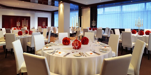 Destination-Wedding - Exklusivität - Deutschland - Salons Romanée-Conti & Petrus - Hotel Palace Berlin