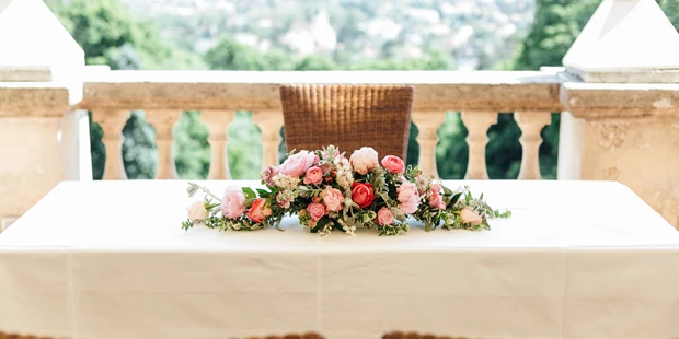 Destination-Wedding - Art der Location: Hotel / Chalet - Austria Trend Hotel Schloss Wilhelminenberg