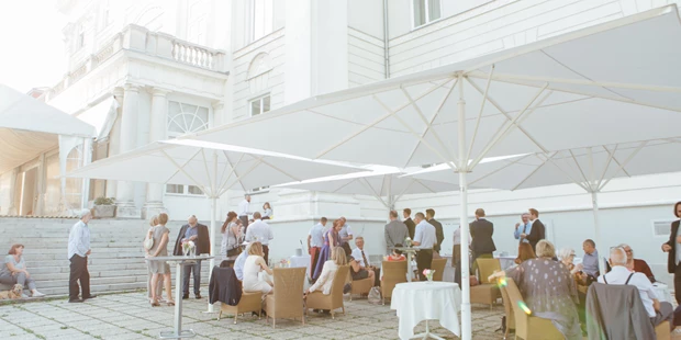 Destination-Wedding - Art der Location: Hotel / Chalet - Austria Trend Hotel Schloss Wilhelminenberg