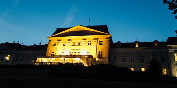 Destination-Wedding - Art der Location: Hotel / Chalet - Austria Trend Hotel Schloss Wilhelminenberg