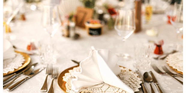 Destination-Wedding - Art der Location: Hotel / Chalet - Messingteller - Alpenhotel Speckbacher Hof
