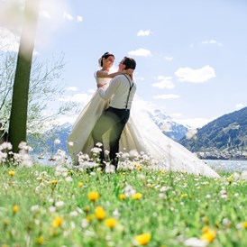 Hochzeitslocation: Romantische Fotos am Zeller See - Schloss Prielau Hotel & Restaurants