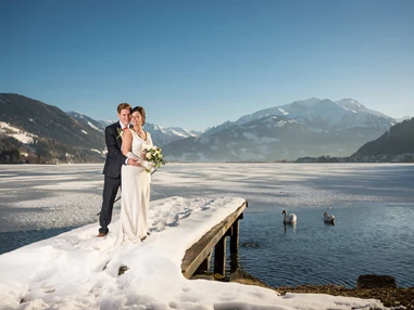 Hochzeitslocation: Winterliches Fotoshooting am Privatstrand  - Schloss Prielau Hotel & Restaurants