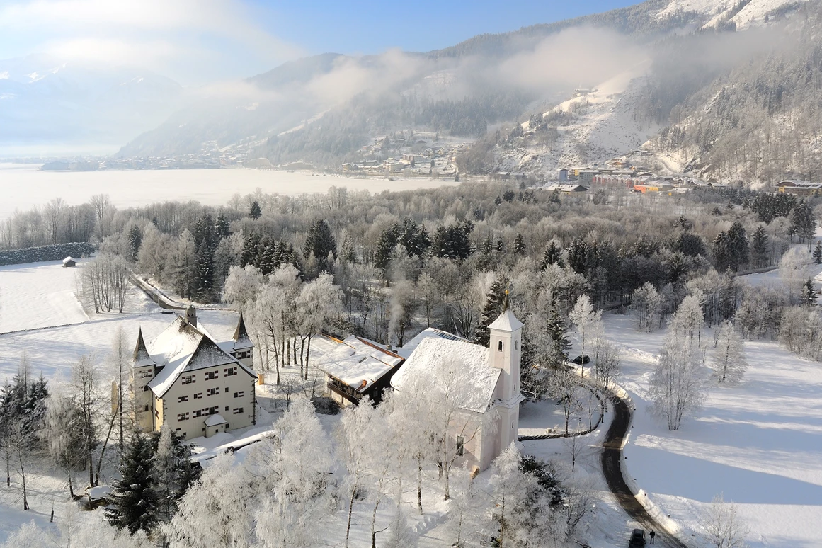 Hochzeitslocation: Winterwonderland Schloss Prielau - Schloss Prielau Hotel & Restaurants