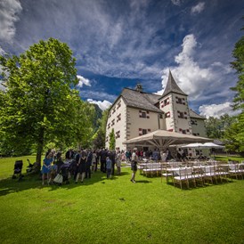 Hochzeitslocation: Feiern im Schlossgarten - Schloss Prielau Hotel & Restaurants