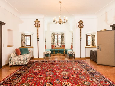Hochzeitslocation: Suite Vorraum - perfekt für die standesamtliche Trauung - Schloss Prielau Hotel & Restaurants