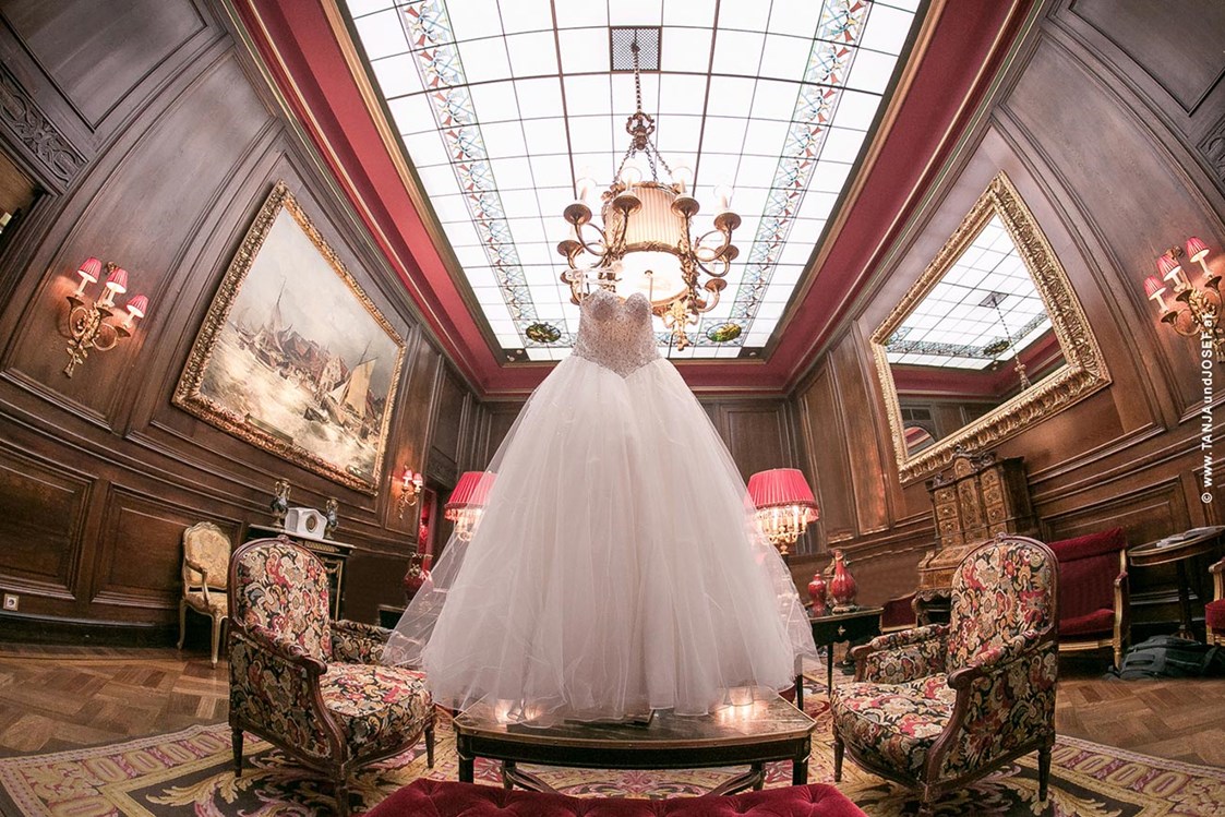 Hochzeitslocation: Feiern Sie Ihre Hochzeit im Hotel Sacher in 1010 Wien.
Foto © tanjaundjosef.at - Hotel Sacher Wien