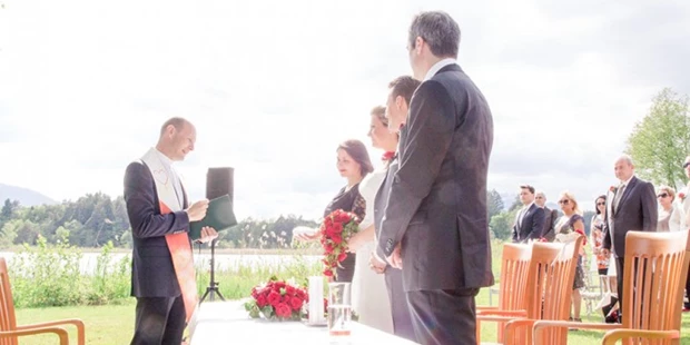 Destination-Wedding - Art der Location: Hotel / Chalet - Trauung unter freiem Himmer - Inselhotel Faakersee - Inselhotel Faakersee
