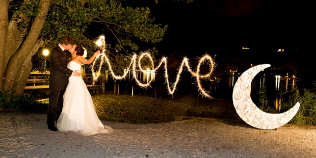 Destination-Wedding - Art der Location: Hotel / Chalet - Romantischer Hochzeitsabend - Inselhotel Faakersee - Inselhotel Faakersee